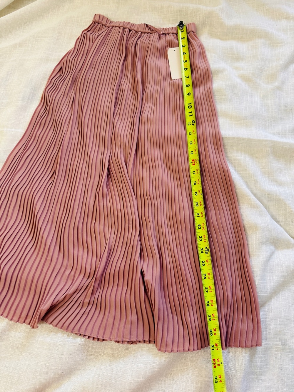 Uniqlo women flowy pleated midi skirt witn Elastic waistband, size XS,Dusty Rose